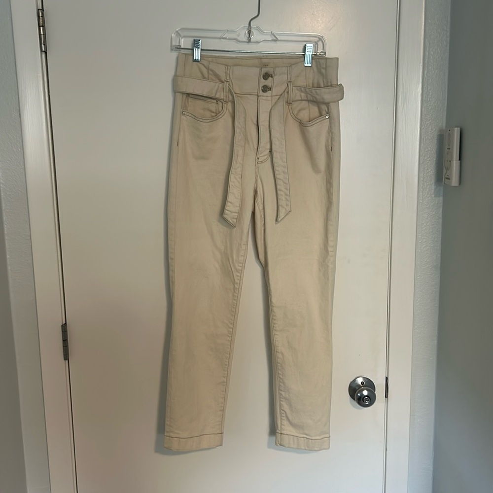 WHBM slim crop high waisted, stretchy ecru/cream denim pants